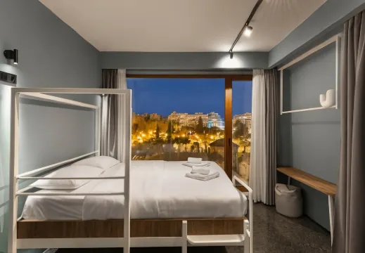 Zeus is Loose Hotel di Thessaloniki