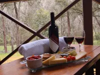 Beyonderup Falls Adult Retreat Hotels in Nannup