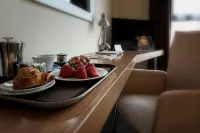 HC3 Hotel - breakfast