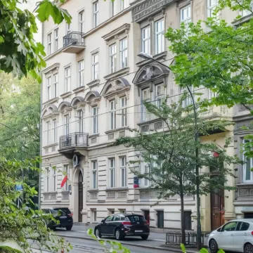Hotel Maximum Отели рядом с достопримечательностью «Малы Ринек»