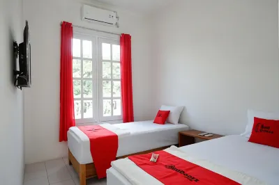 RedDoorz Plus Near Ums Solo Hotel a Gonilan