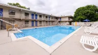 Motel 6 Norfolk, VA