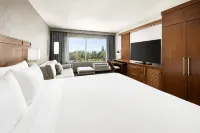 Courtyard Los Angeles Woodland Hills Hotels near Petrabax West