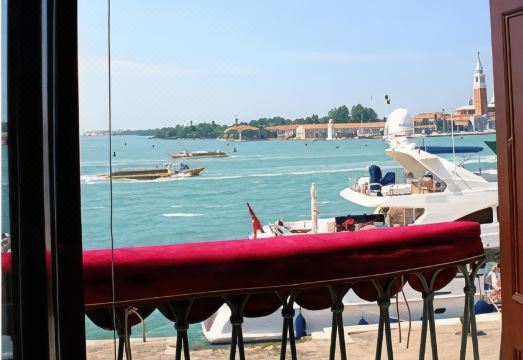 라 로사 데이 벤티 테라스