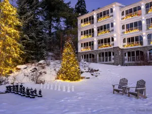 Mirror Lake Inn