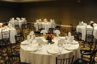 DoubleTree by Hilton Chicago O'Hare Airport-Rosemont Hotels in Rosemont