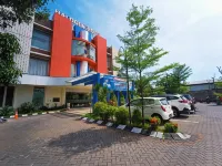 Halogen Hotel Airport Surabaya - parking
