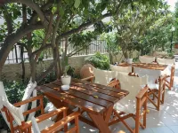 Voula Hotel - Parkplatz