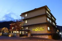 Hotel Yamabuki Hotel di Komagane
