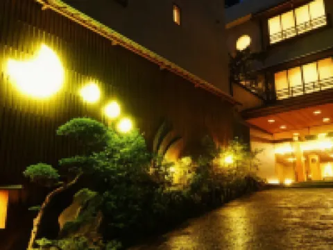 Tsuki No Shizuku Ryokan Hotels in Toyooka