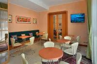 Astor Hotel - breakfast