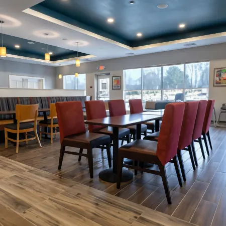 克林頓萬豪TownePlace套房飯店