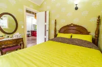 Sunny House
