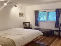 Gallery Hara and Guest House - parkir