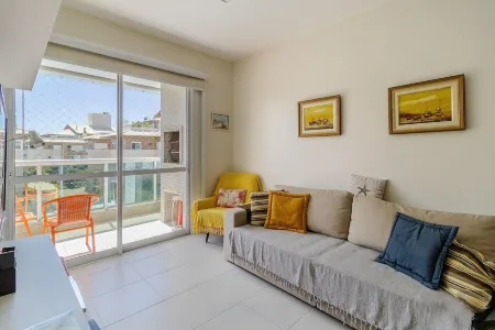 Apt w/ Side sea View, Seaside Condominium Rap0306