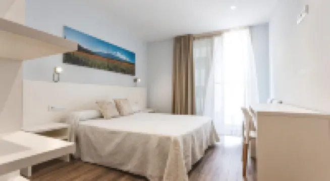 奧古斯丁青年旅舍 聖卡洛斯拉臘皮塔酒店