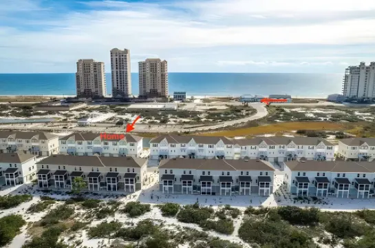 Gulf Views and Exclusive Beach Club - Stunning Coastal Retreat