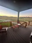 Wide open spaces: 3-bed Ranch home in Castle Rock with WiFi and AC.