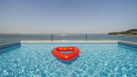 Pohang Etoile Poolvilla