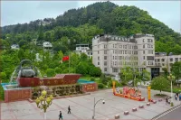 Mingzhu Hotel