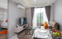 6th Avenue Surin Beach - balcony