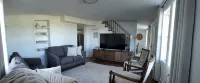Charming 3-bedroom house with porch and yard in Winchester