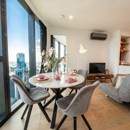 Melbourne Central Luxury Sky Sunset BayView Apartment