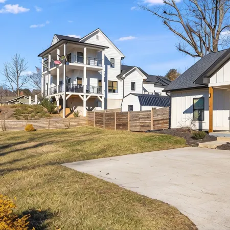 NEW Dream Weaver - 5 min Walk to Main Street!