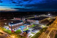 China Merchants Huashang Business Center Hotels in 