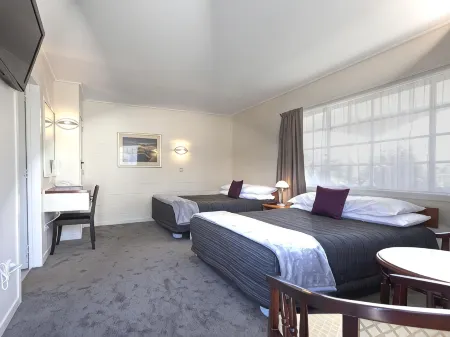 Tudor Motor Lodge