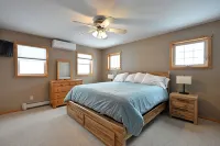 Osprey Point - Lakefront Dock, Kayaks & Fire Pit - Wifi