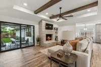 Cozy Luxe Home -Next to UTD + Near Downtown Dallas