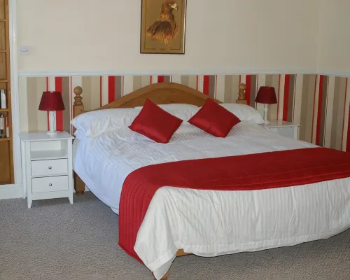 Falcons Nest Hotels in Huntingdon