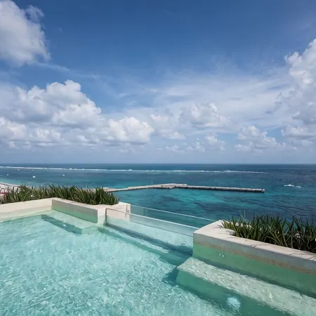 Luxury Modern Beachfront Apartment - Incredible Sunrise and Sunset View