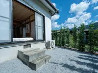 The Capital of Sakuratarō & Momijirō Hotels in Asakura