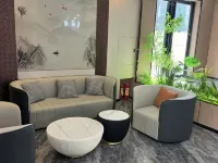 Lufeng Qingyuan Shiguang Hotel (Jieshi Town) Hotels in Lufeng