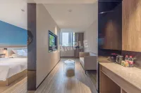 Ni Hao Hotel (Jinhu Suning Square Dafo Temple)