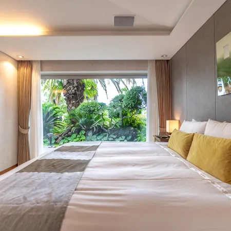 The Seaes Hotel & Resort Отели рядом с достопримечательностью «Цифровой тематический парк Play K-Pop»