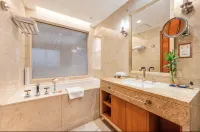 Hefei Lianghuai Swan Lake Hotel - Dağ Manzaralı