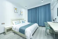 T2 Express Homestay (Huanghua Airport Mumaduan Metro Station Branch) - Condos