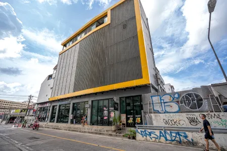 Patong Poshtel - Adults Only - Hostel