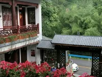 Chongdugou Siheyuan Chinese Inn