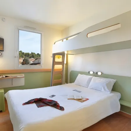 First Inn Hotel Hotels in Apt