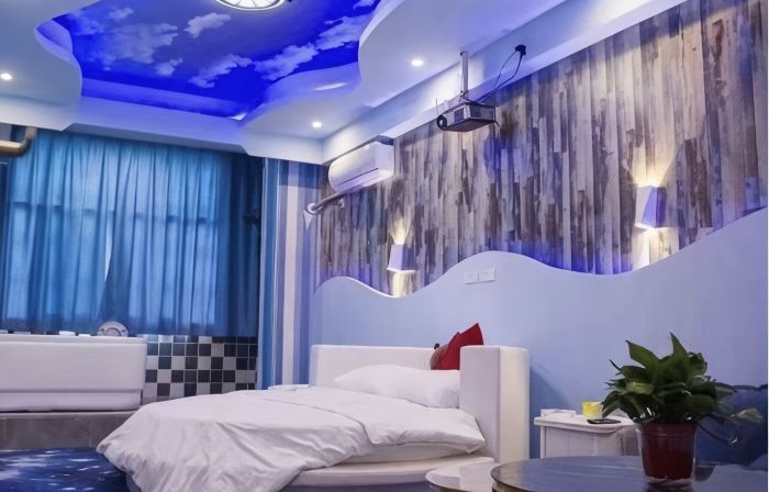 Chengcheng Junya Themed Homestay