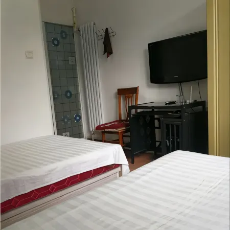 Tonghe College Hotel