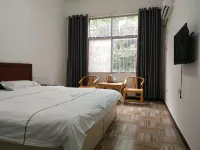 Yijing Manor, Luchuan - Homestays