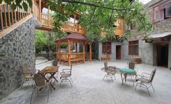Liulaogen Leisure Qiangjia
