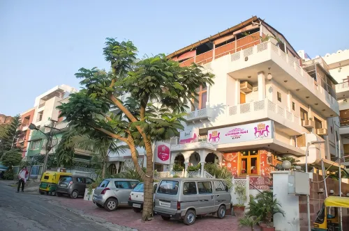 Chitra Katha - A Story Per Stay