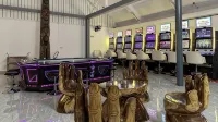 Coconut Palms Resort & Diamond Casino - Baarit