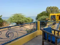 Villa with pool facing the sea Mbour